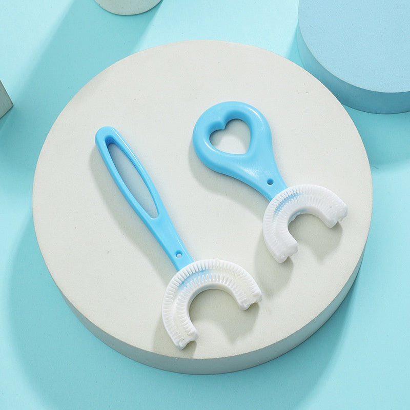 Brosse- à-dents-bébé-utilisation aisée-à-la-maison-ains-qu'en-voyage