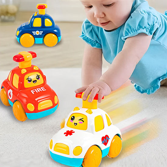 Petite-voiture-jouet-aide-bébé-a-développer-sa-motricité-fine
