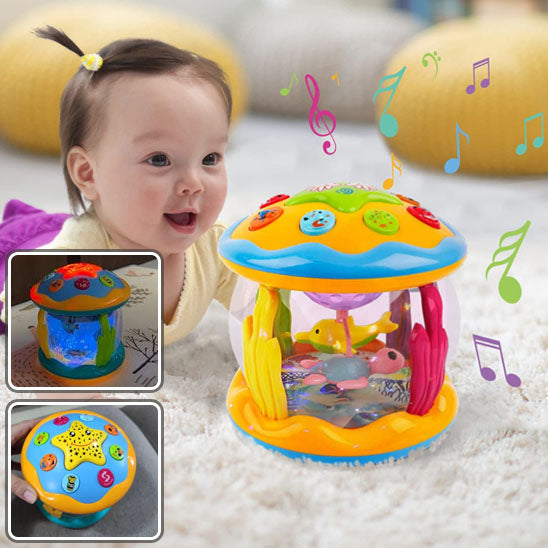Veilleuse-musicale-bébé-stimule-la-curiosite-bébé
